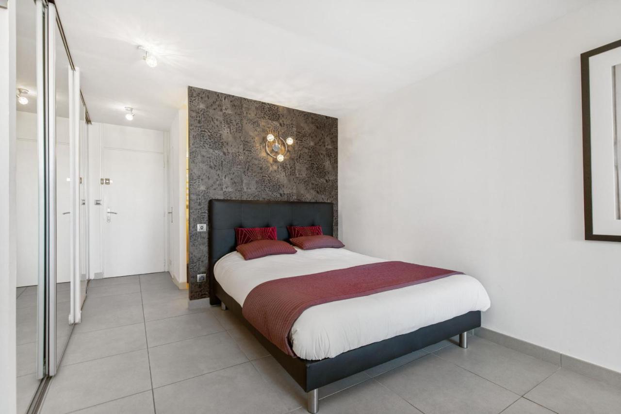 Village Naturiste R4N - Le Wildly Heliopolis Luxe Agde Bagian luar foto